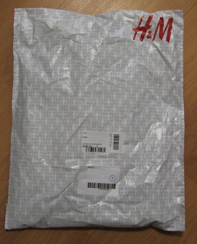 Повседневная хлопковая рубашка из интернет-магазина H&M - внешняя упаковка посылки