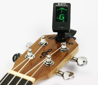 Электронный прибор для настройки гитары