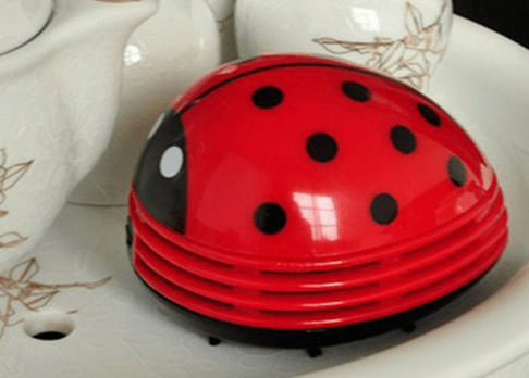 Миниатюрный робот-пылесос для кухонного стола в форме божьей коровки