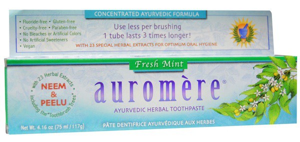 Зубная паста Auromere с натуральными компонентами, купленная на iHerb