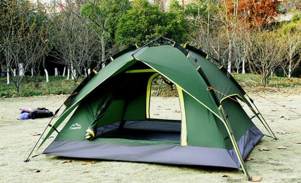 Вместительная палатка для коротких выездов на природу
